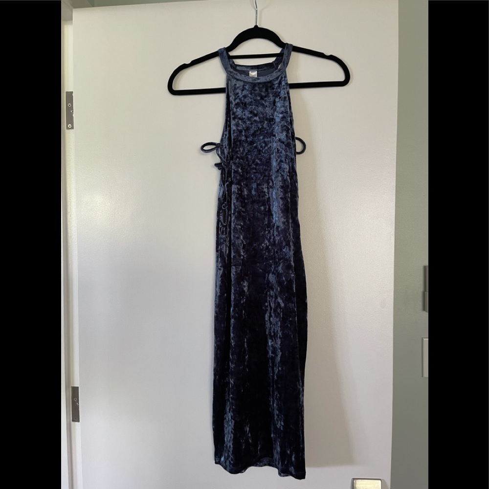 Navy Blue Velvet Evening midi dress from Mahina - NWOT - Small